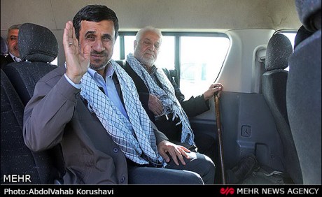 آقای احمدی نژاد ! لطفاً مردم را به بازی نگیرید