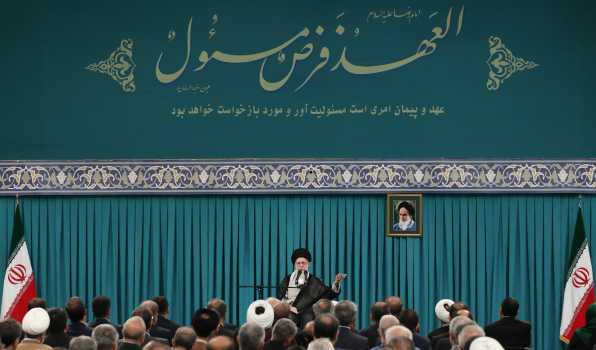 تأملی بهتر در سخنان صریح امام خامنه‌ای در دیدار با نمایندگان مجلس